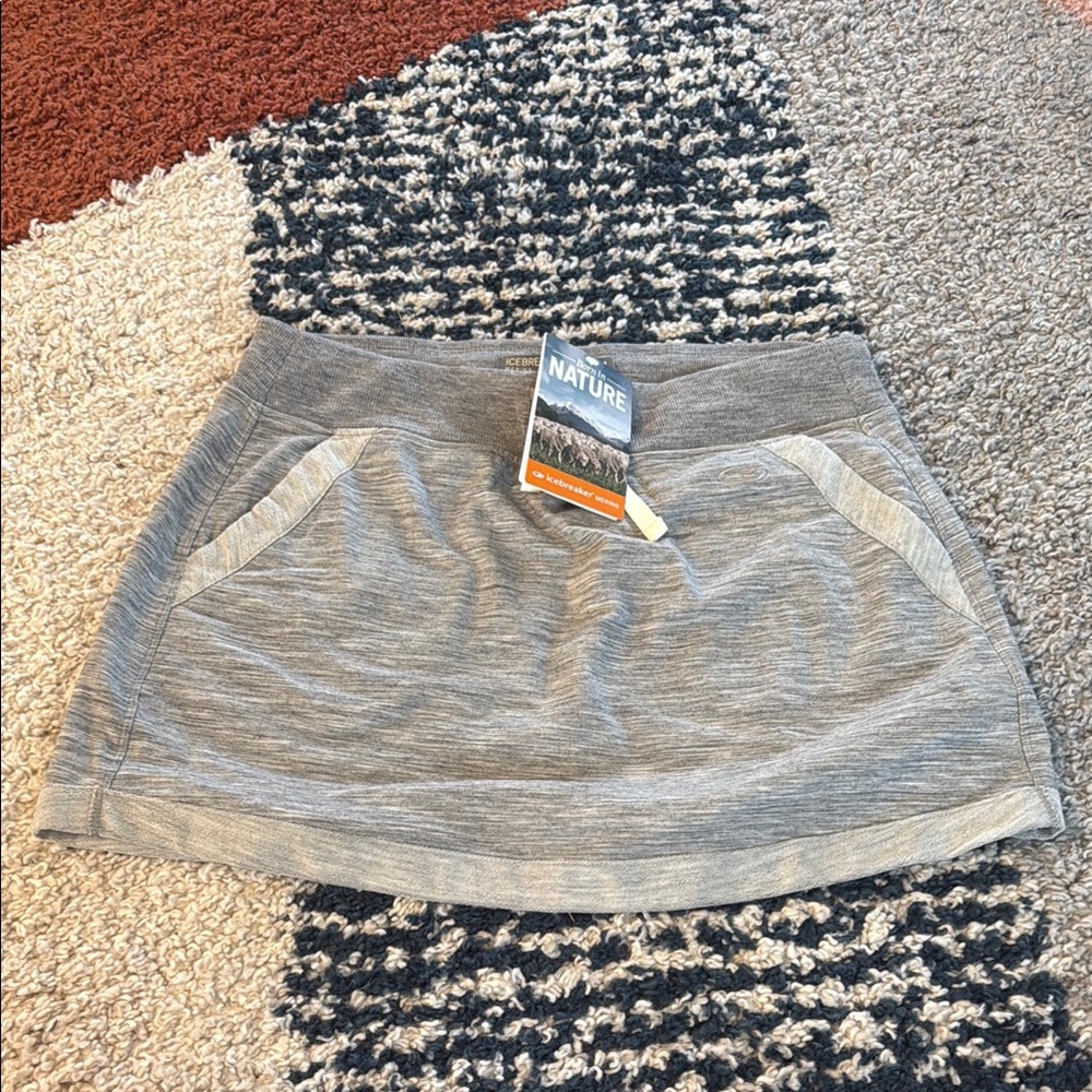 Gray Women's Skirt Icebreaker merino wool